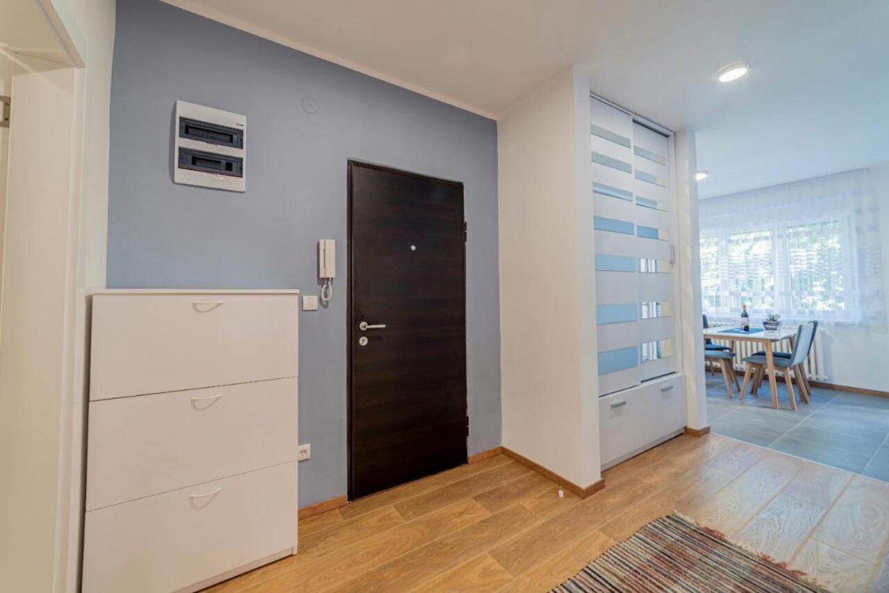 Apartman Danube Lux Novi Sad Exterior photo